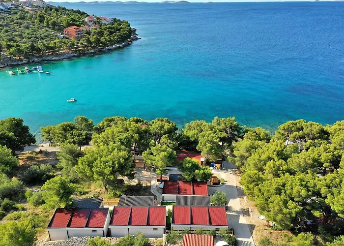 Camp Lostura Slanica Apartamento Murter