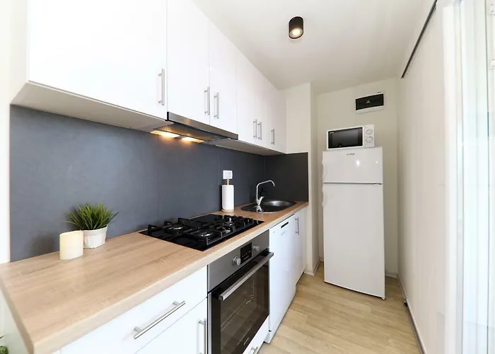 Camp Lostura Slanica *