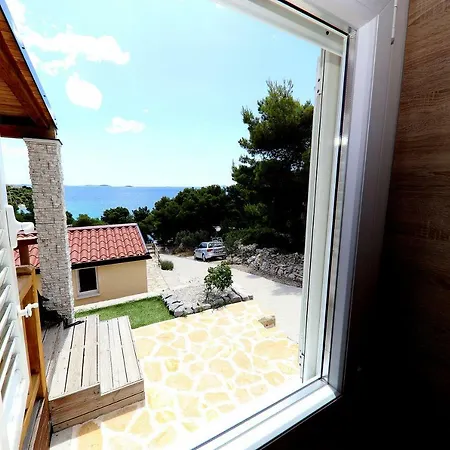 Camp Lostura Slanica