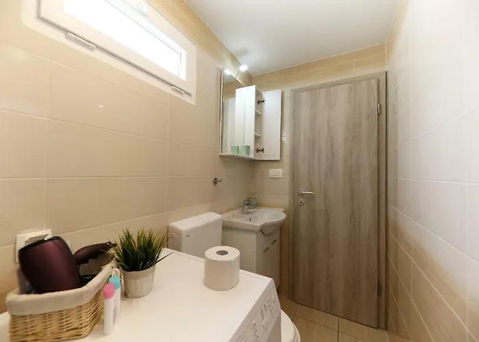 Camp Lostura Slanica * 무르테르