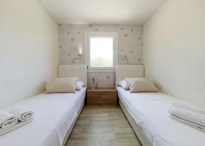 Camp Lostura Slanica